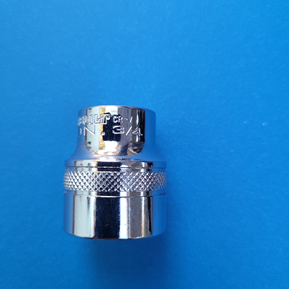 Chrome Socket - Picture 2 of 7